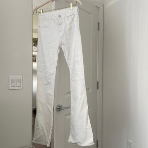 White bell-bottom Georgio Armani jeans never worn!